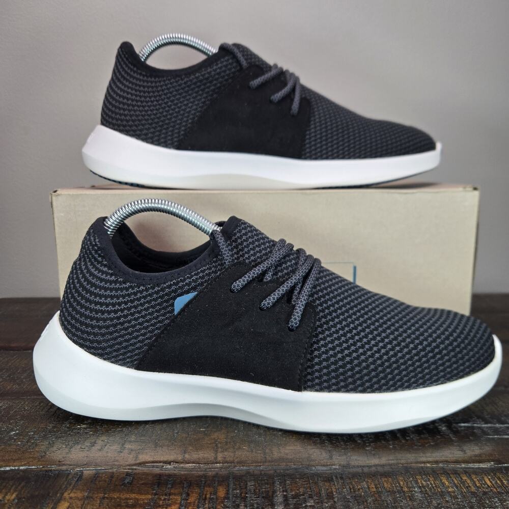 Vessi Everyday Classic Mens Size 9 Waterproof Shoes Sneakers Midnight Black